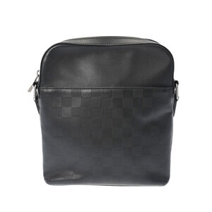 Louis Vuitton Damier Infini Black Pochette District Black Leather Shoulder Bag